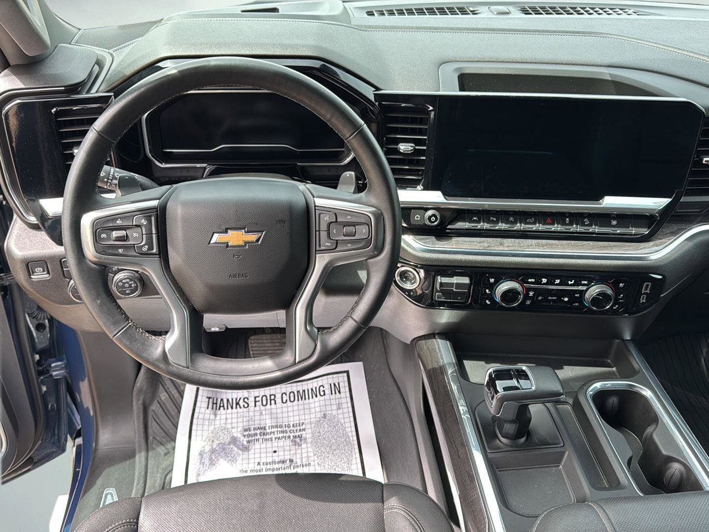 Used 2024 Chevrolet Silverado 1500 LTZ AWD/4WD image 10