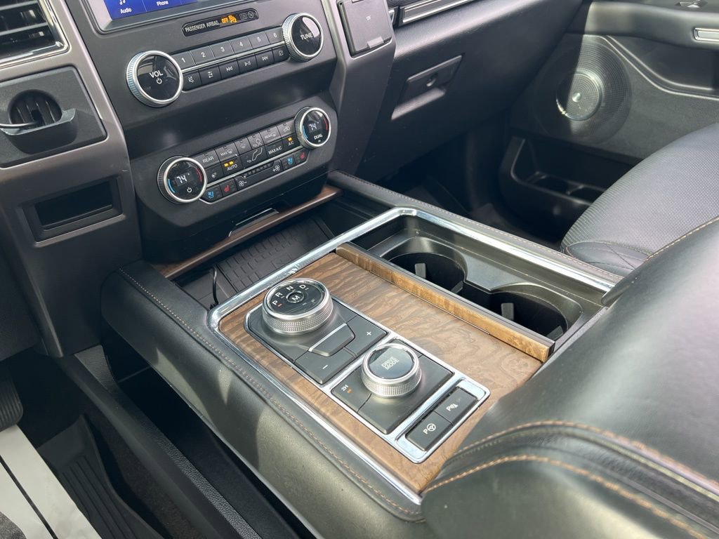 Used 2020 Ford Expedition Platinum image 22