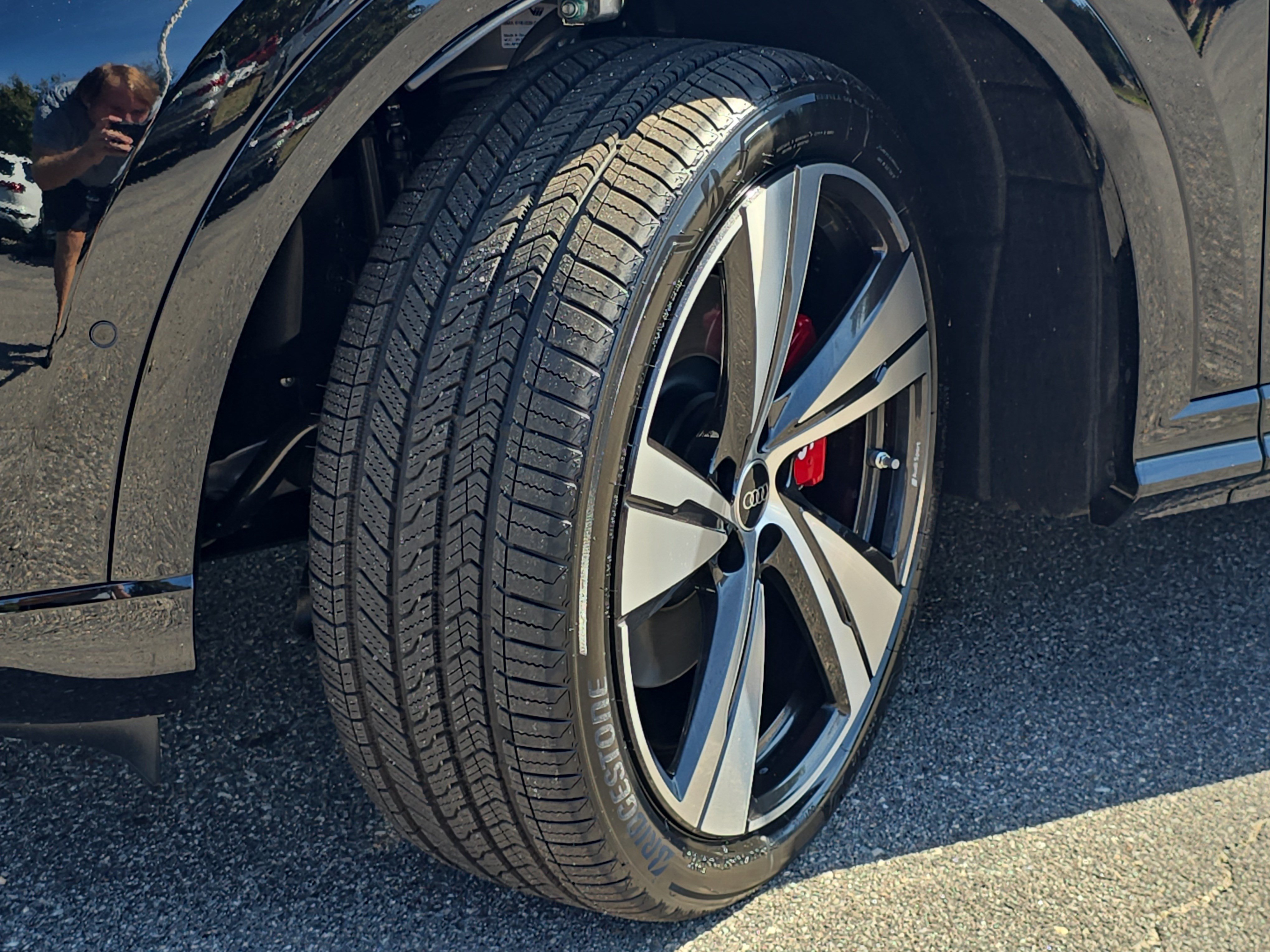 New 2026 Audi SQ5 Prestige AWD/4WD image 32