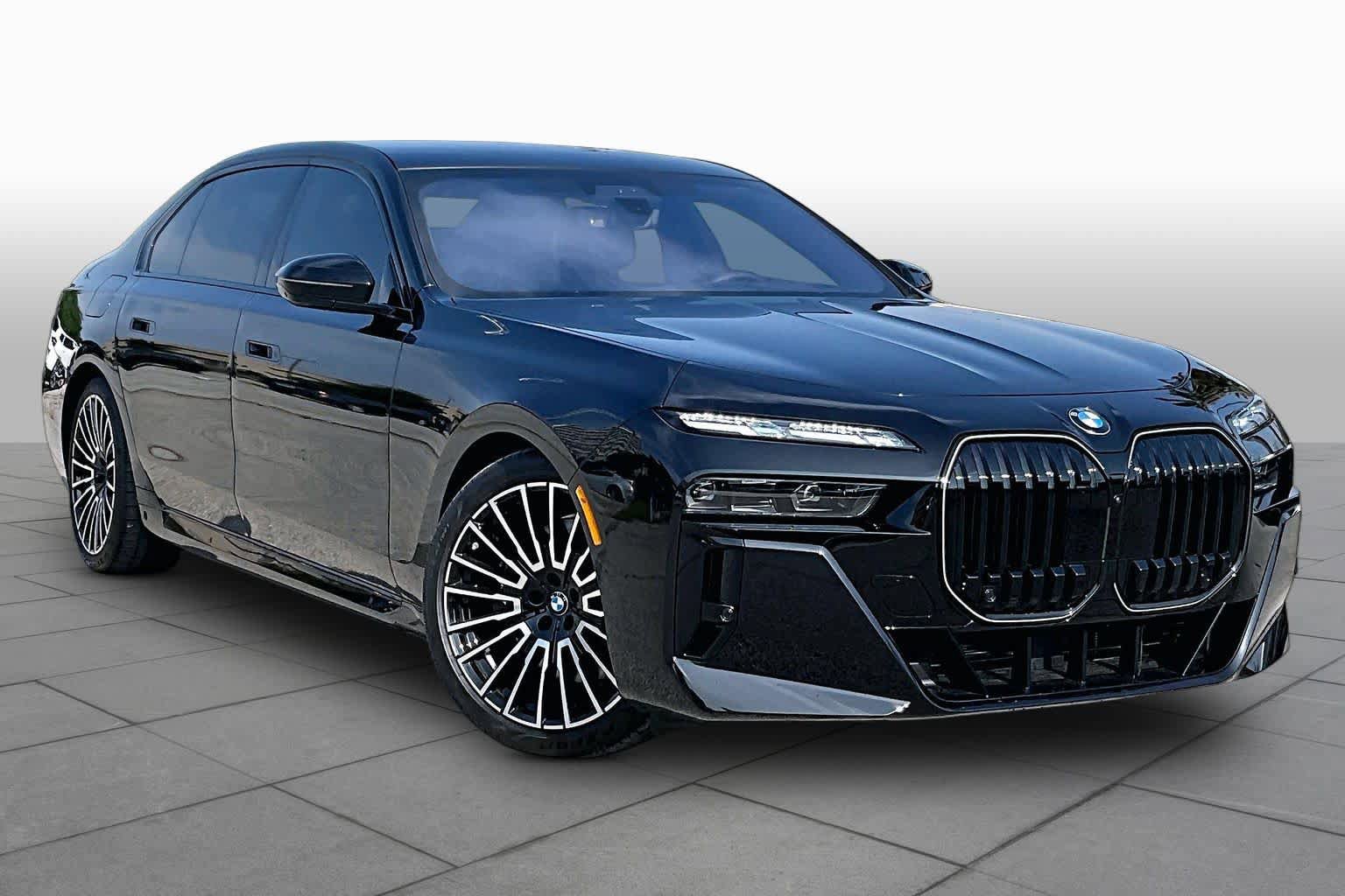 New 2026 BMW 760i xDrive AWD/4WD image 2