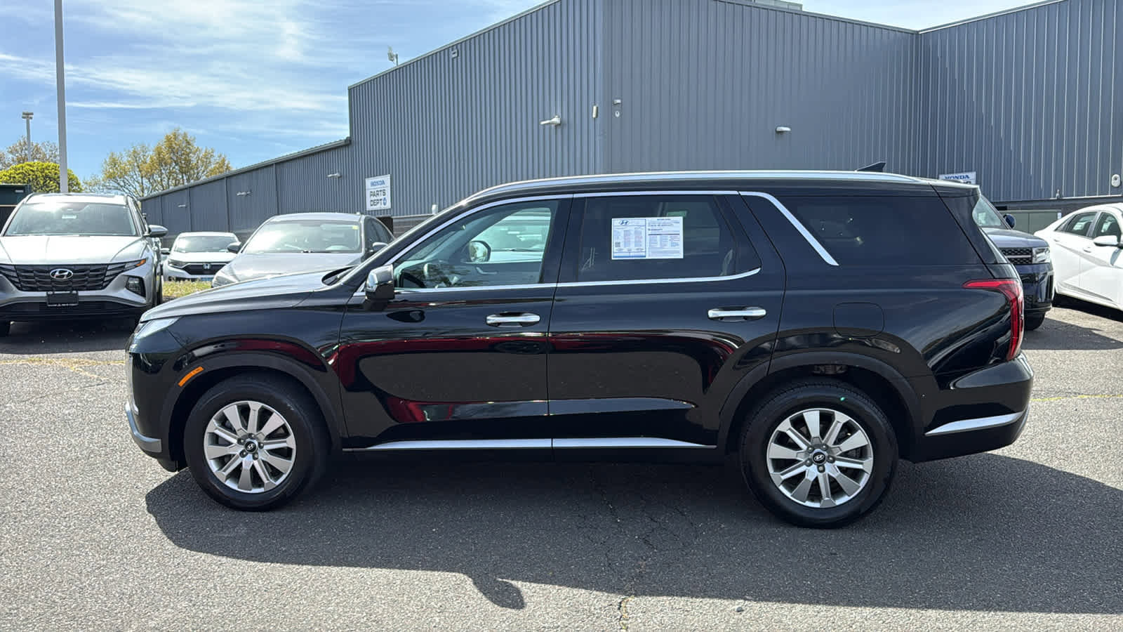 Used 2024 Hyundai Palisade SEL AWD/4WD image 4
