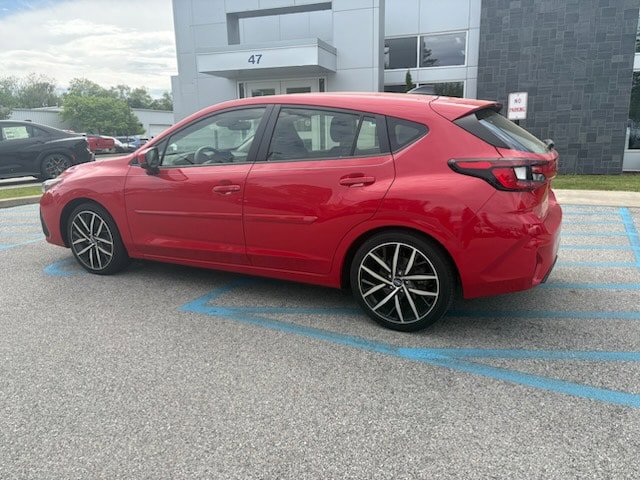 Used 2024 Subaru Impreza 2.0i Sport AWD/4WD image 6