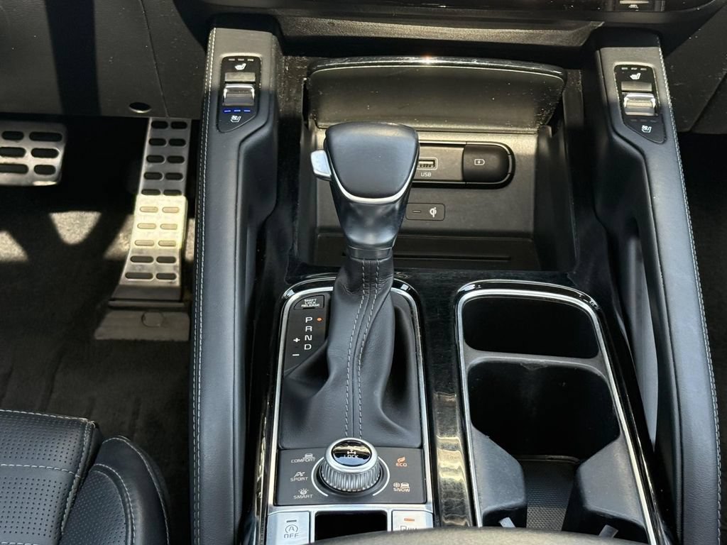 Used 2021 Kia Telluride SX w/ SX Prestige Package AWD/4WD image 13