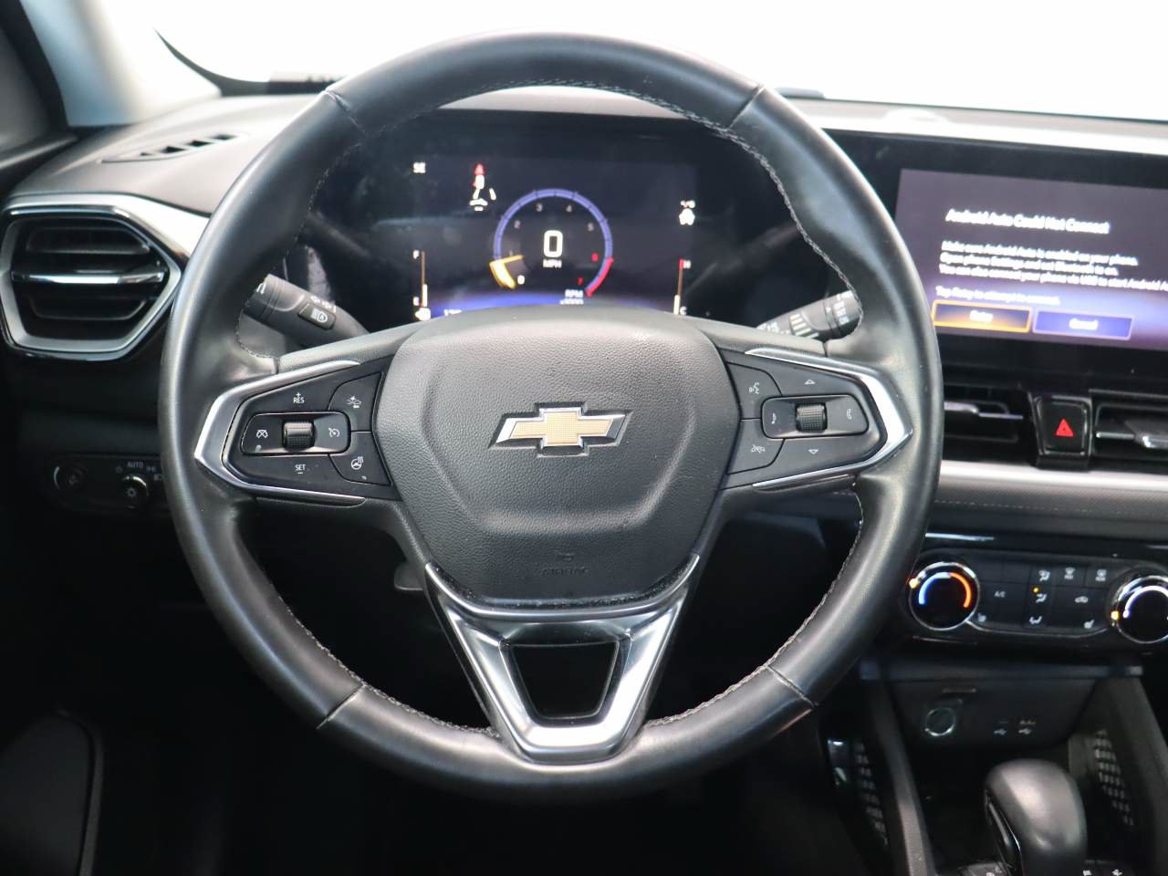 Certified 2024 Chevrolet TrailBlazer LT w/ LT Cold Weather Package FWD image 9