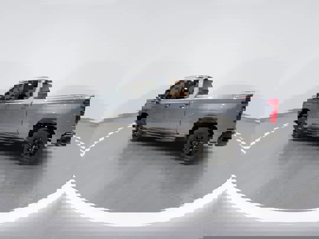 Used 2024 Chevrolet Silverado 1500 Custom Trail Boss w/ LPO, Dark Essentials Package image 6