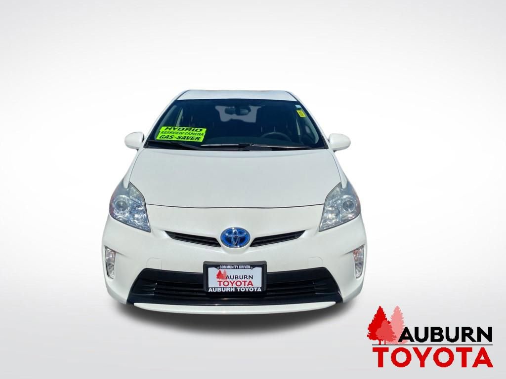 Used 2015 Toyota Prius Two FWD image 2
