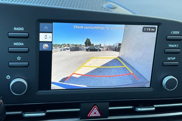 New 2026 Hyundai Elantra SE FWD image 17