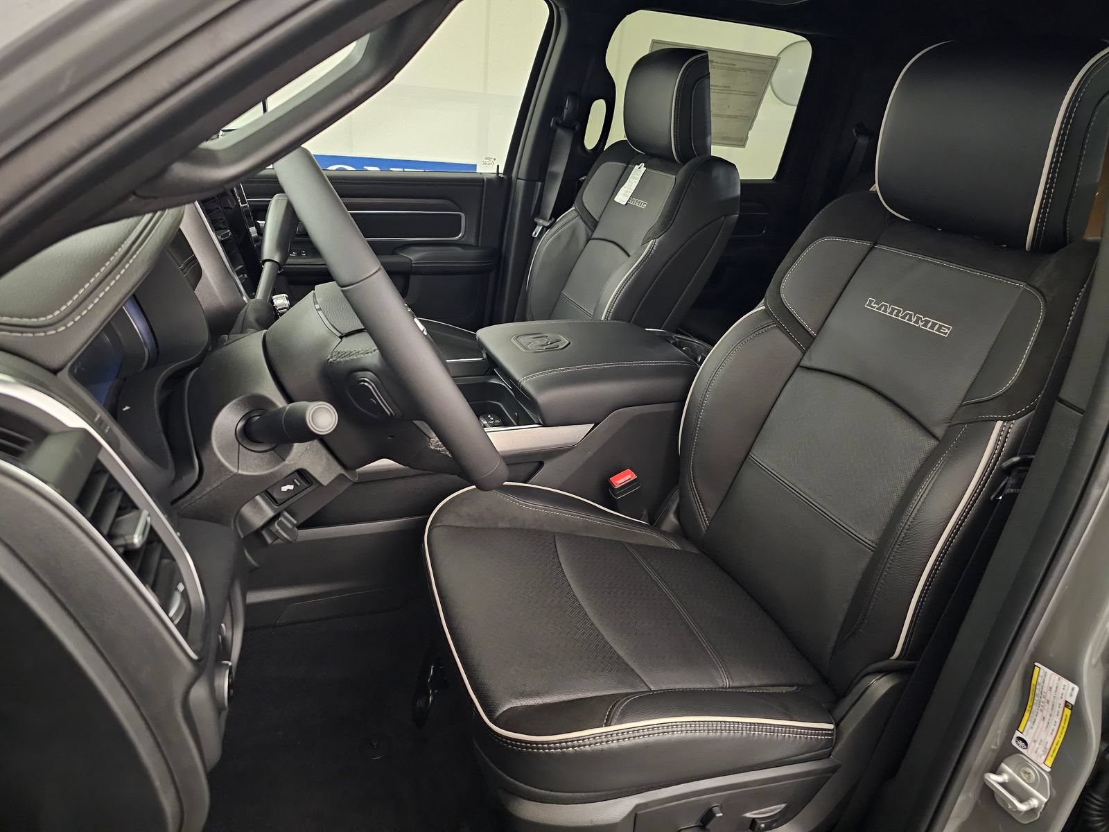 New 2026 RAM 3500 Laramie AWD/4WD image 5