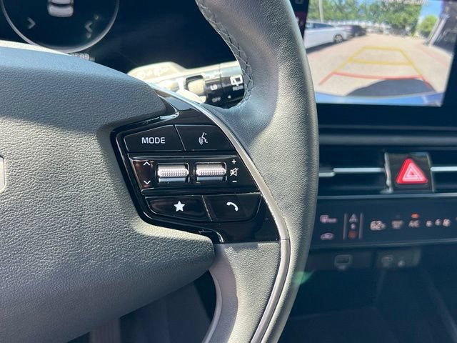 Certified 2024 Kia Niro Wind w/ Wind Preserve Package FWD image 23