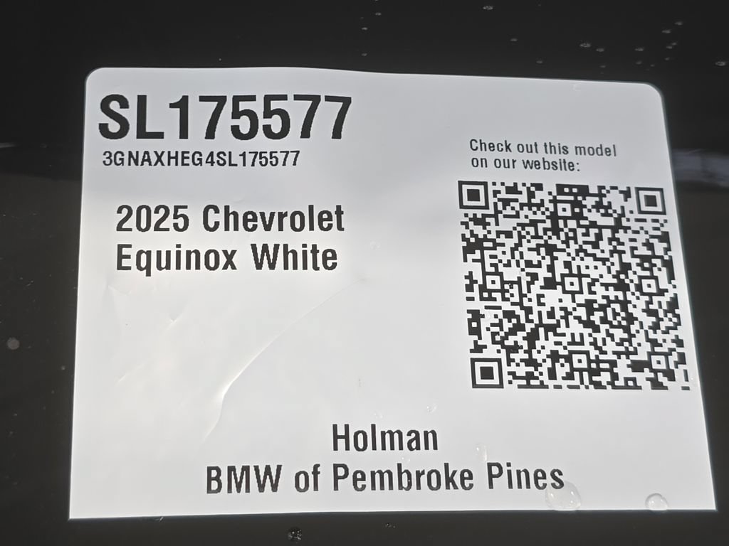 Used 2025 Chevrolet Equinox LT w/ Safety and Technology Package FWD image 24