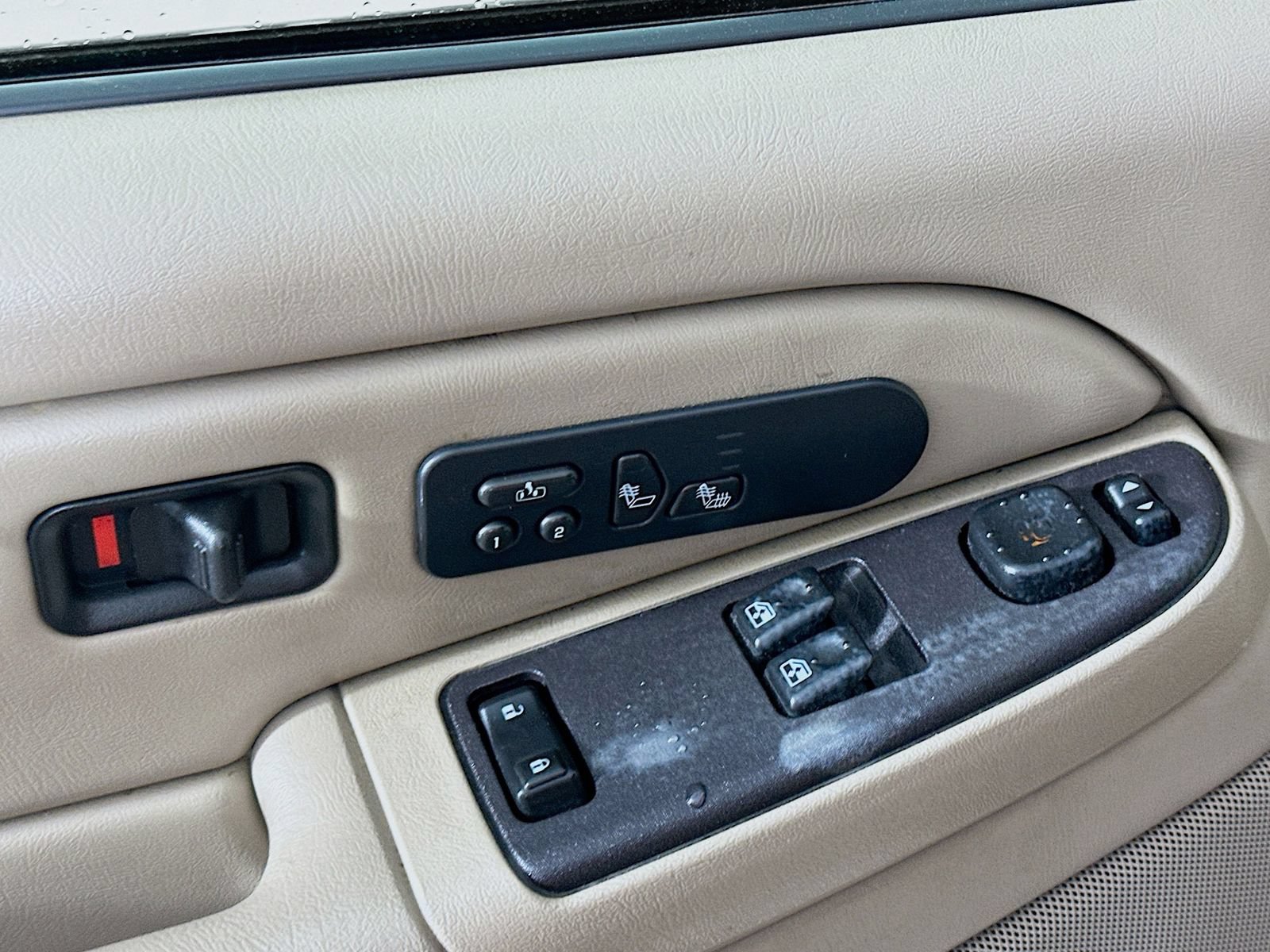 Used 2004 Chevrolet Silverado 3500 2WD Extended Cab w/ Heavy-Duty Power Package image 17