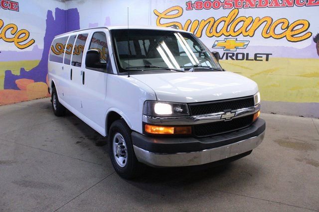 Used 2016 Chevrolet Express 3500 LT w/ LT Preferred Equipment Group image 2
