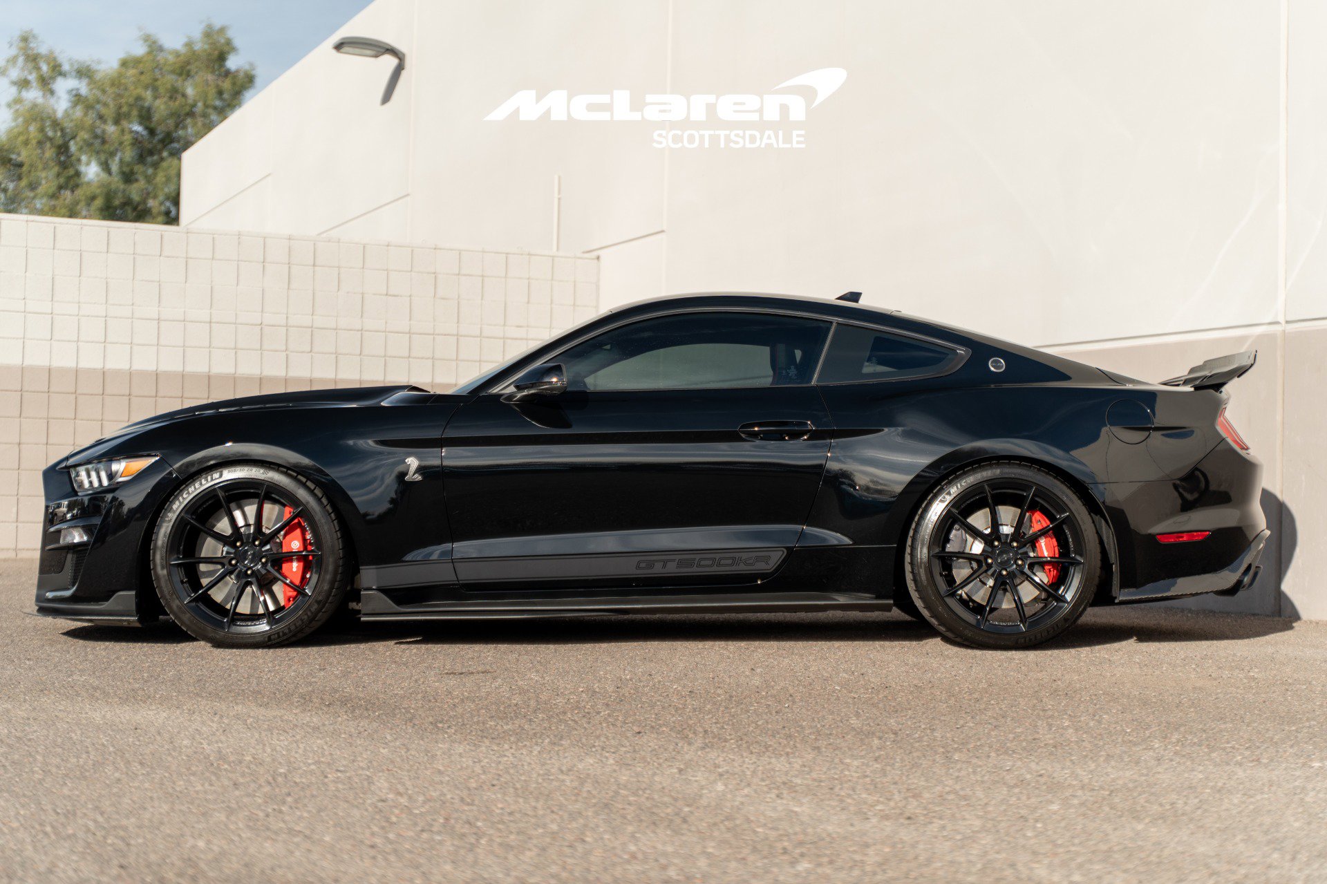 Used 2022 Ford Mustang Shelby GT500 w/ Technology Package image 4