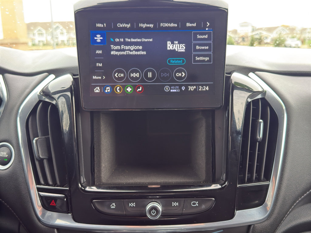 Used 2023 Chevrolet Traverse LT image 28