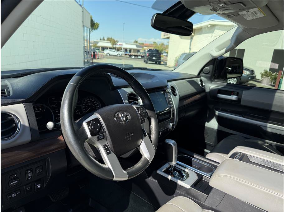 Used 2021 Toyota Tundra Limited w/ Limited Premium Package AWD/4WD image 16