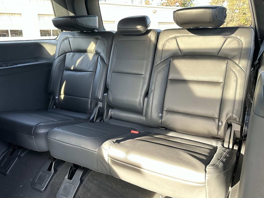New 2025 Lincoln Navigator Reserve w/ Jet Appearance Package image 26