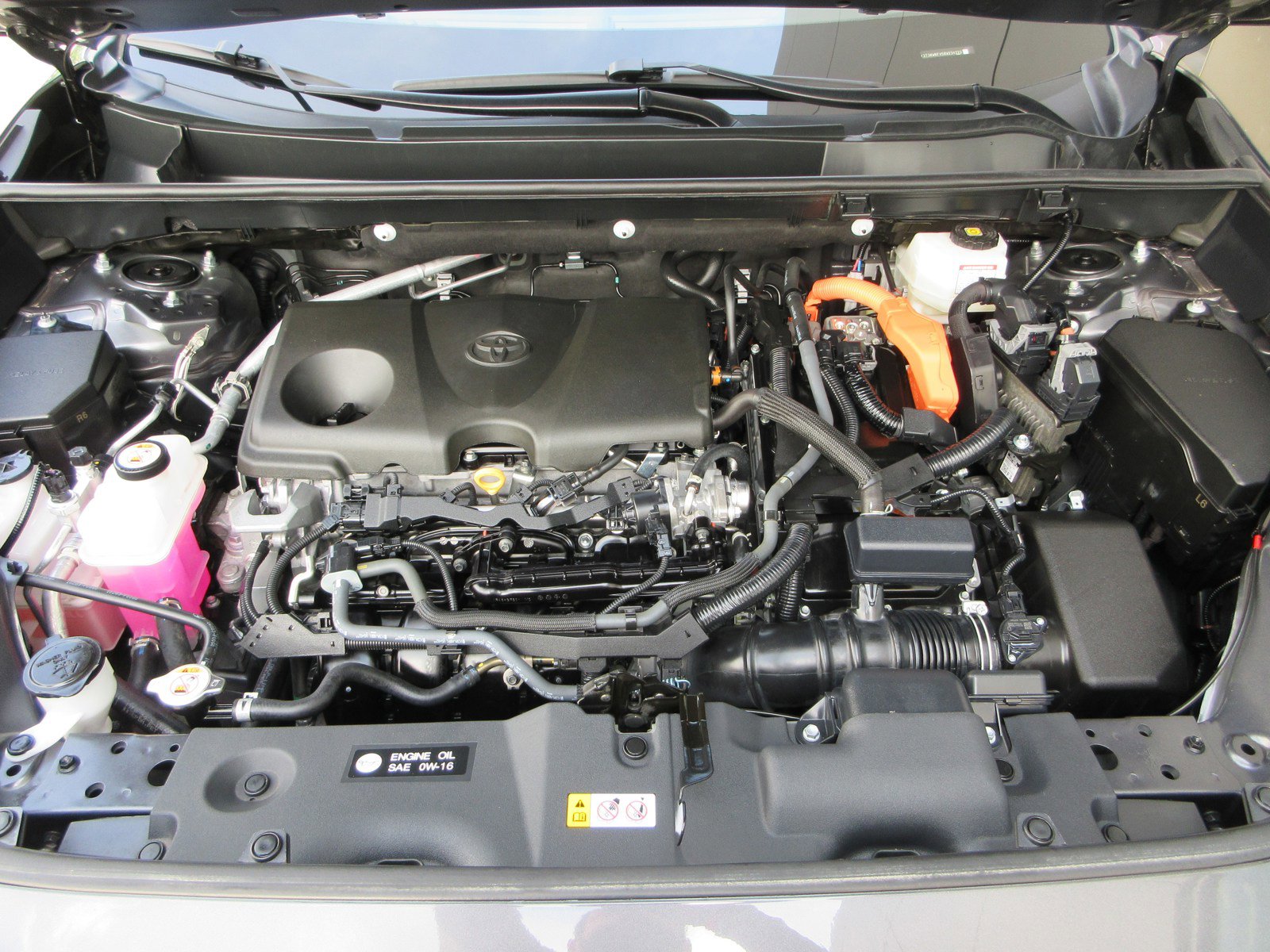 Used 2024 Toyota RAV4 XLE AWD/4WD image 44