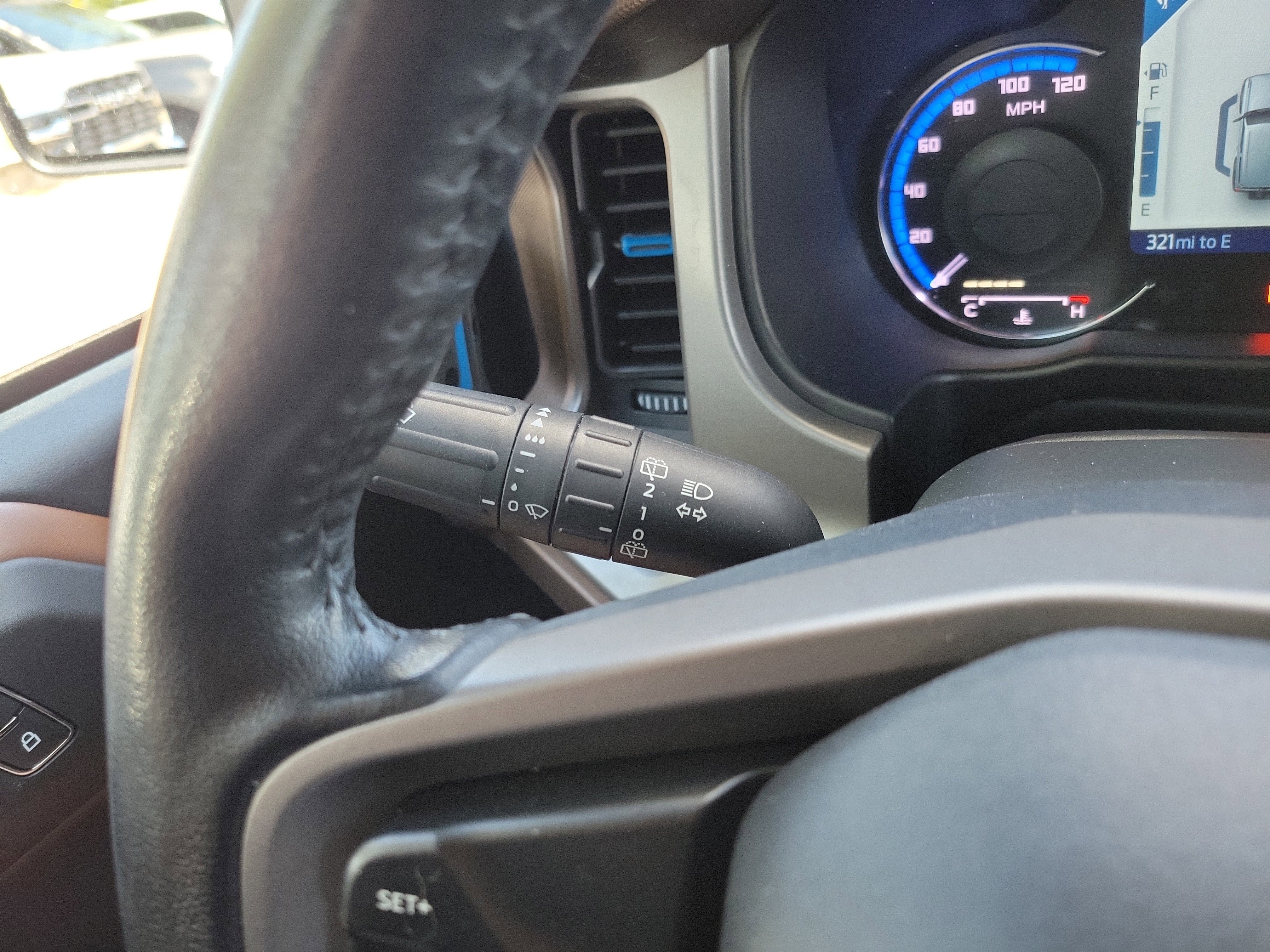 Used 2023 Ford Bronco Outer Banks AWD/4WD image 25