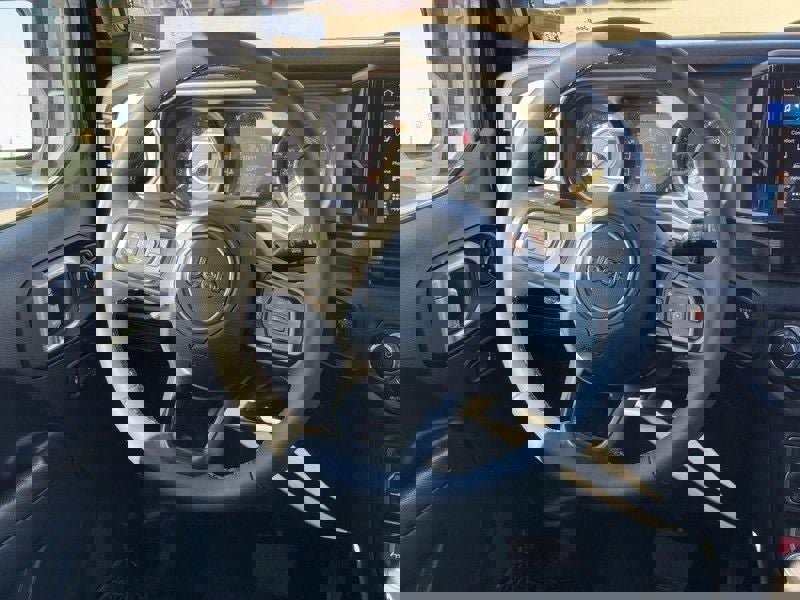 Used 2024 Jeep Wrangler Willys image 12