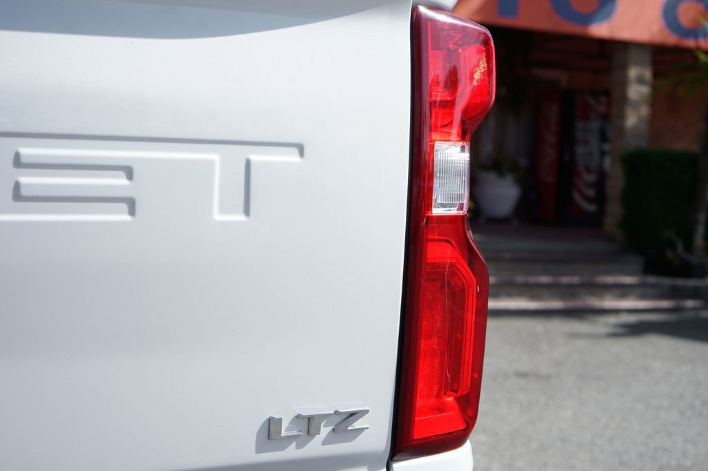 Used 2020 Chevrolet Silverado 3500 LTZ w/ LTZ Plus Package AWD/4WD image 61