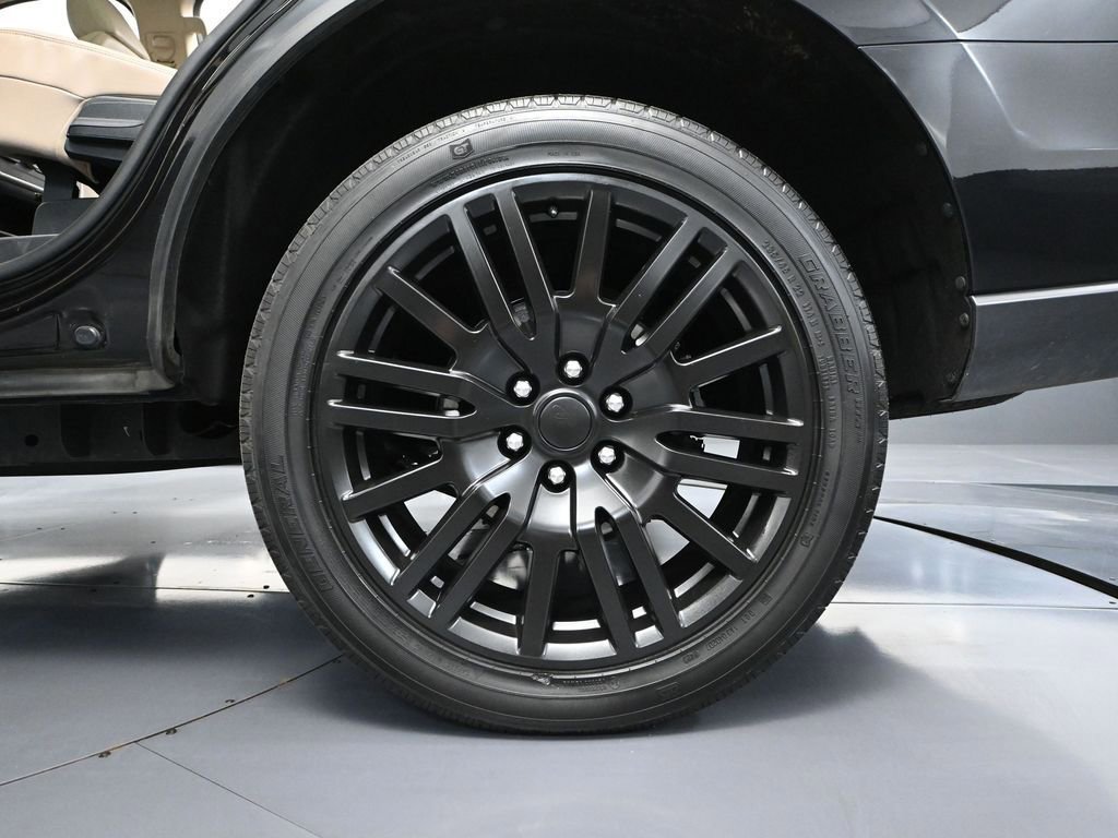 Used 2023 Ford Expedition Limited image 15