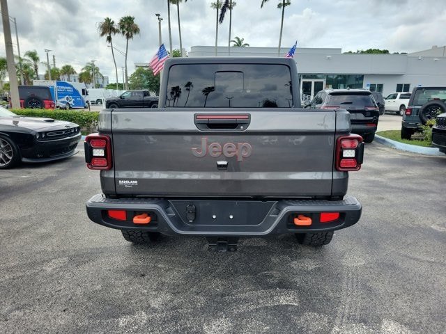 Certified 2025 Jeep Gladiator Mojave w/ Safety Group AWD/4WD image 6
