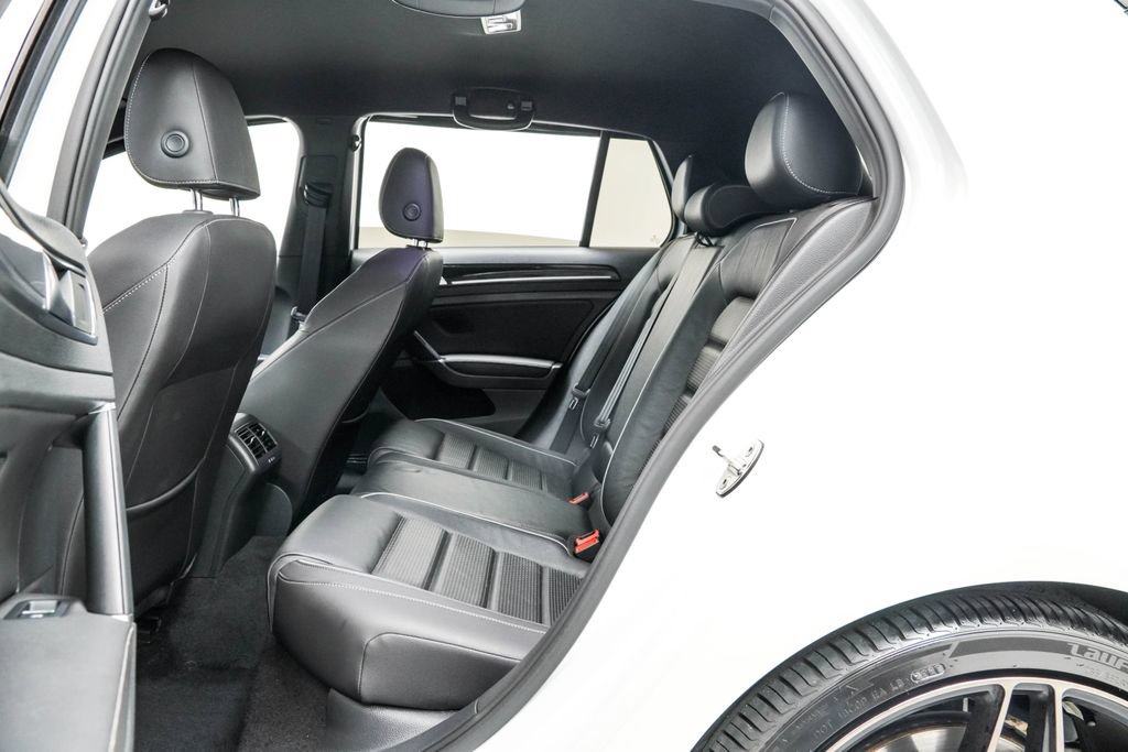 Used 2019 Volkswagen Golf R 4-Door AWD/4WD image 23