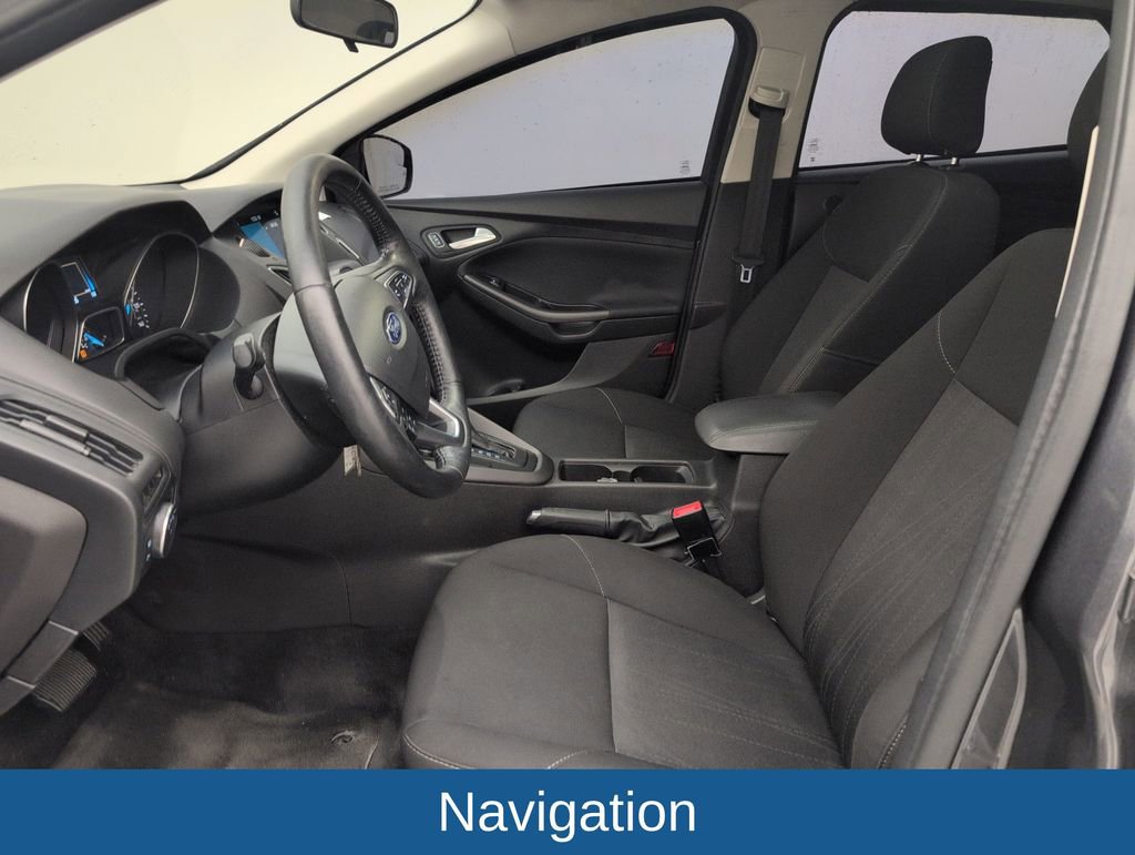 Used 2018 Ford Focus SEL w/ Cold Weather Package FWD image 4