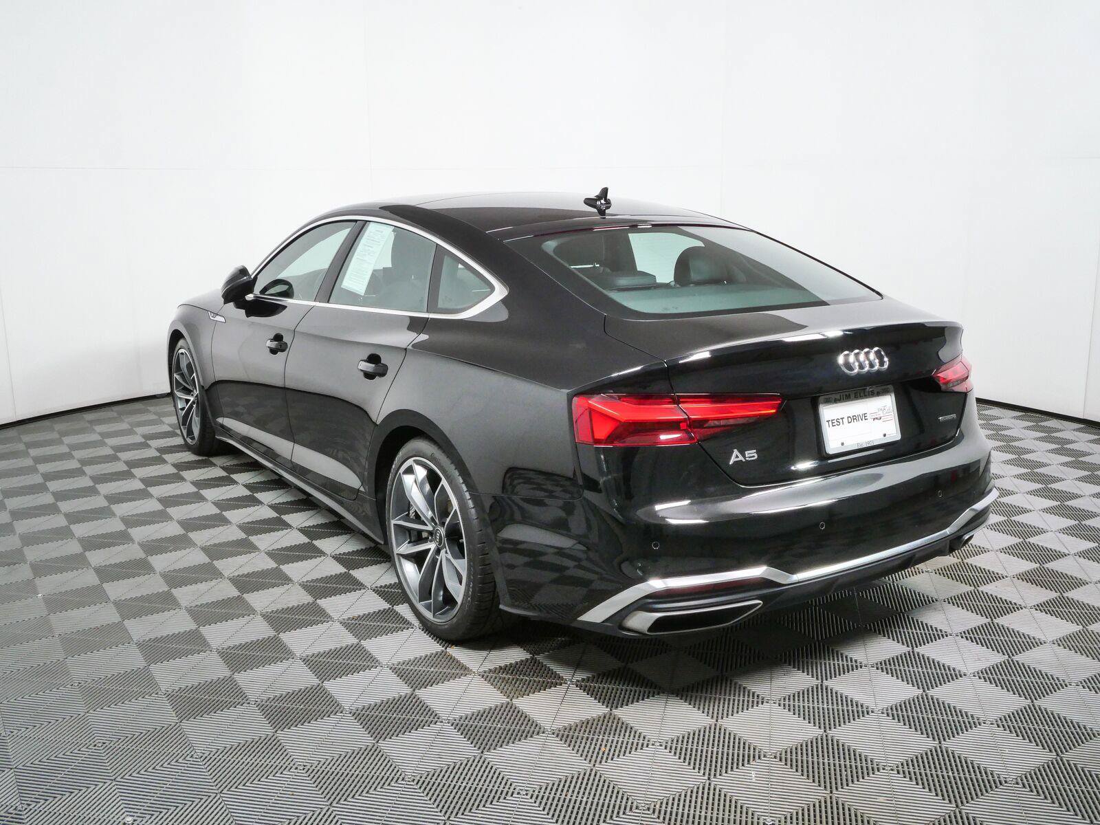 Used 2024 Audi A5 2.0T Premium Plus w/ Premium Plus AWD/4WD image 30