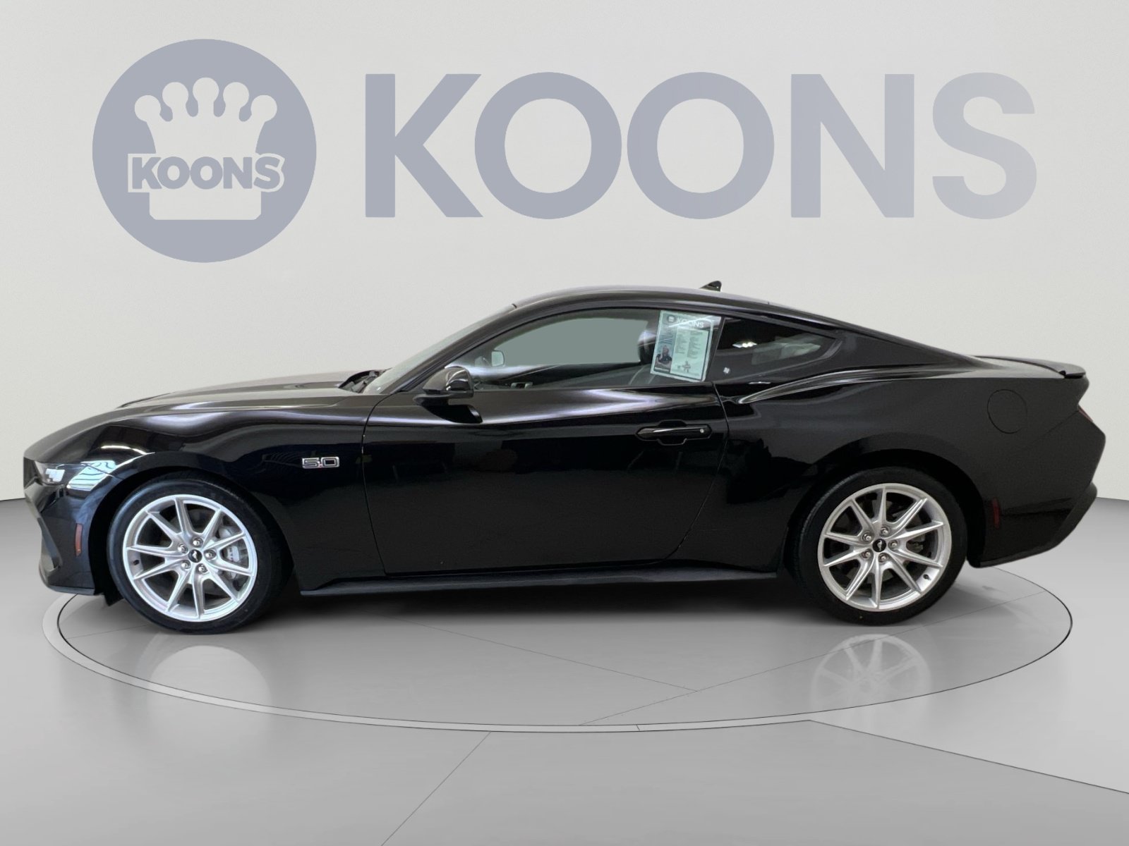 Used 2024 Ford Mustang GT Premium RWD image 5