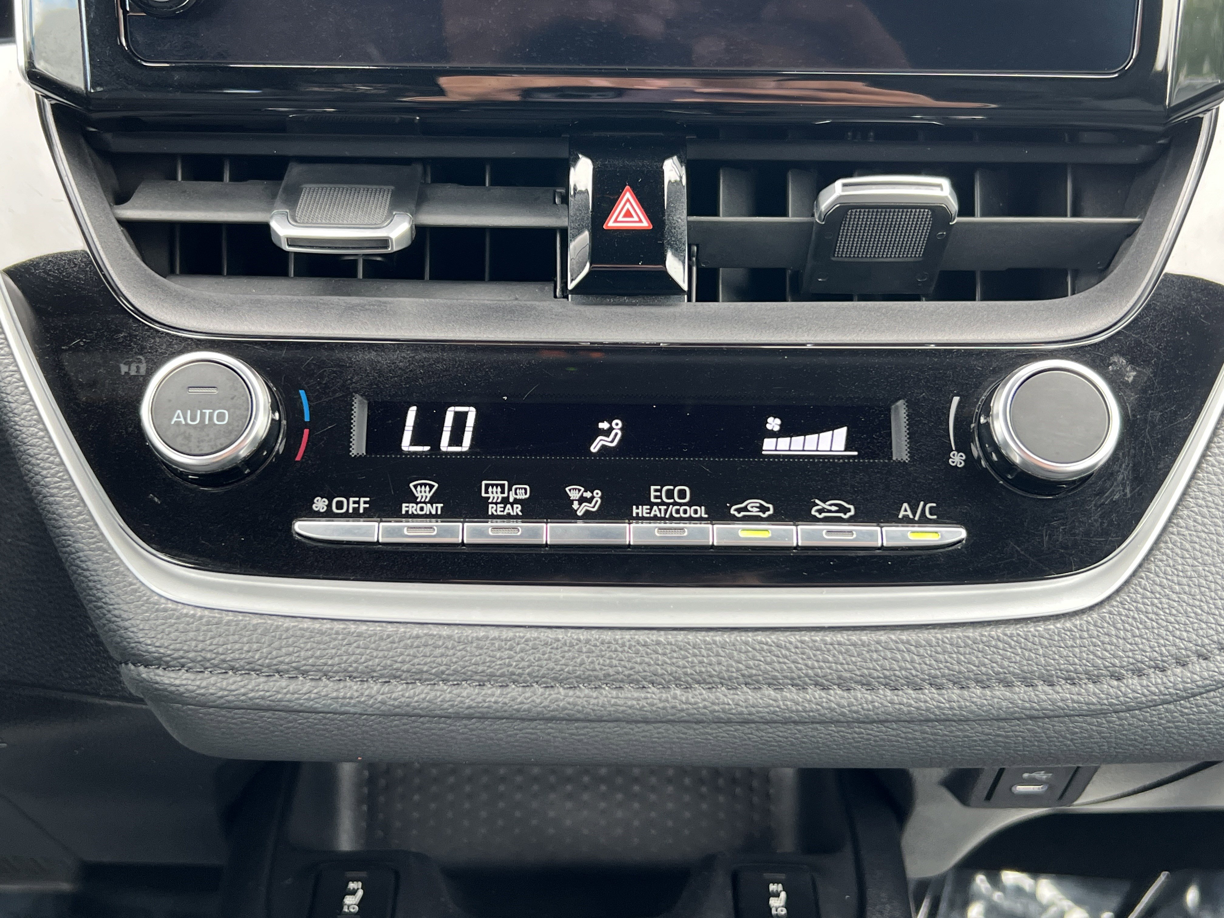 Used 2023 Toyota Corolla XSE w/ Carpet Mat Package (TMS) image 31