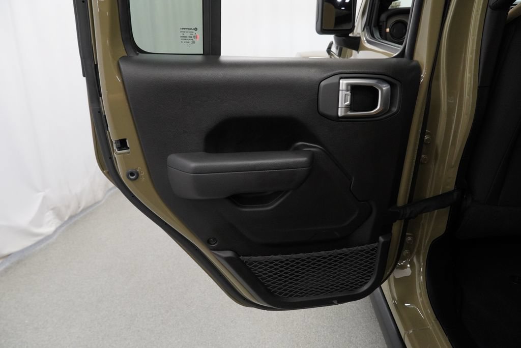 Certified 2025 Jeep Wrangler Unlimited Sport S 4xe AWD/4WD image 39
