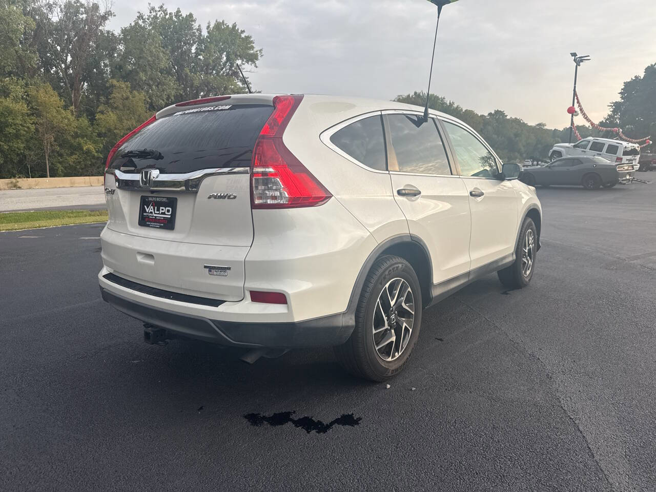 Used 2016 Honda CR-V SE image 10