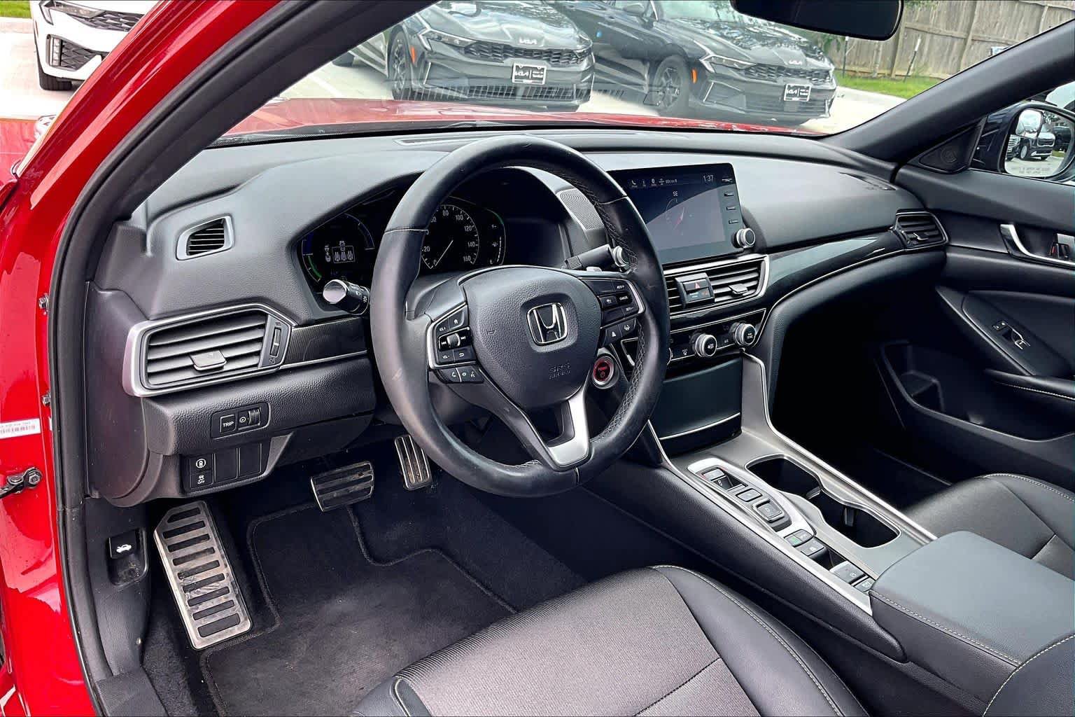 Used 2022 Honda Accord Sport image 16