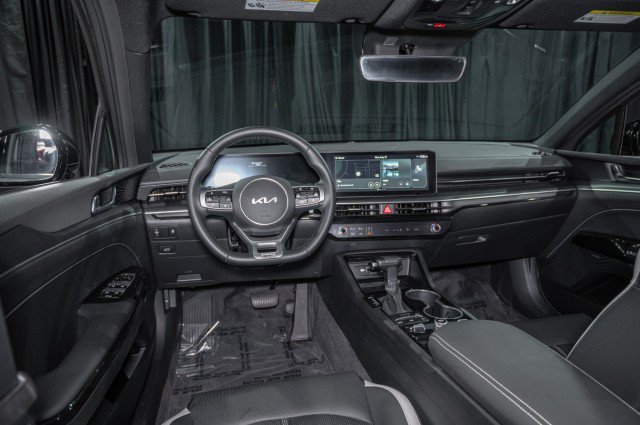 Used 2026 Kia K5 GT-Line w/ GT-Line Premium Package FWD image 17