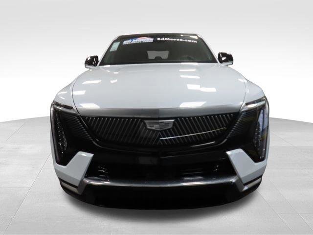 New 2026 Cadillac Escalade IQ Luxury 2 image 9