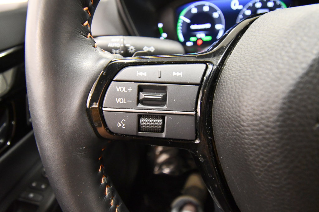 Certified 2026 Honda CR-V Sport Touring image 21
