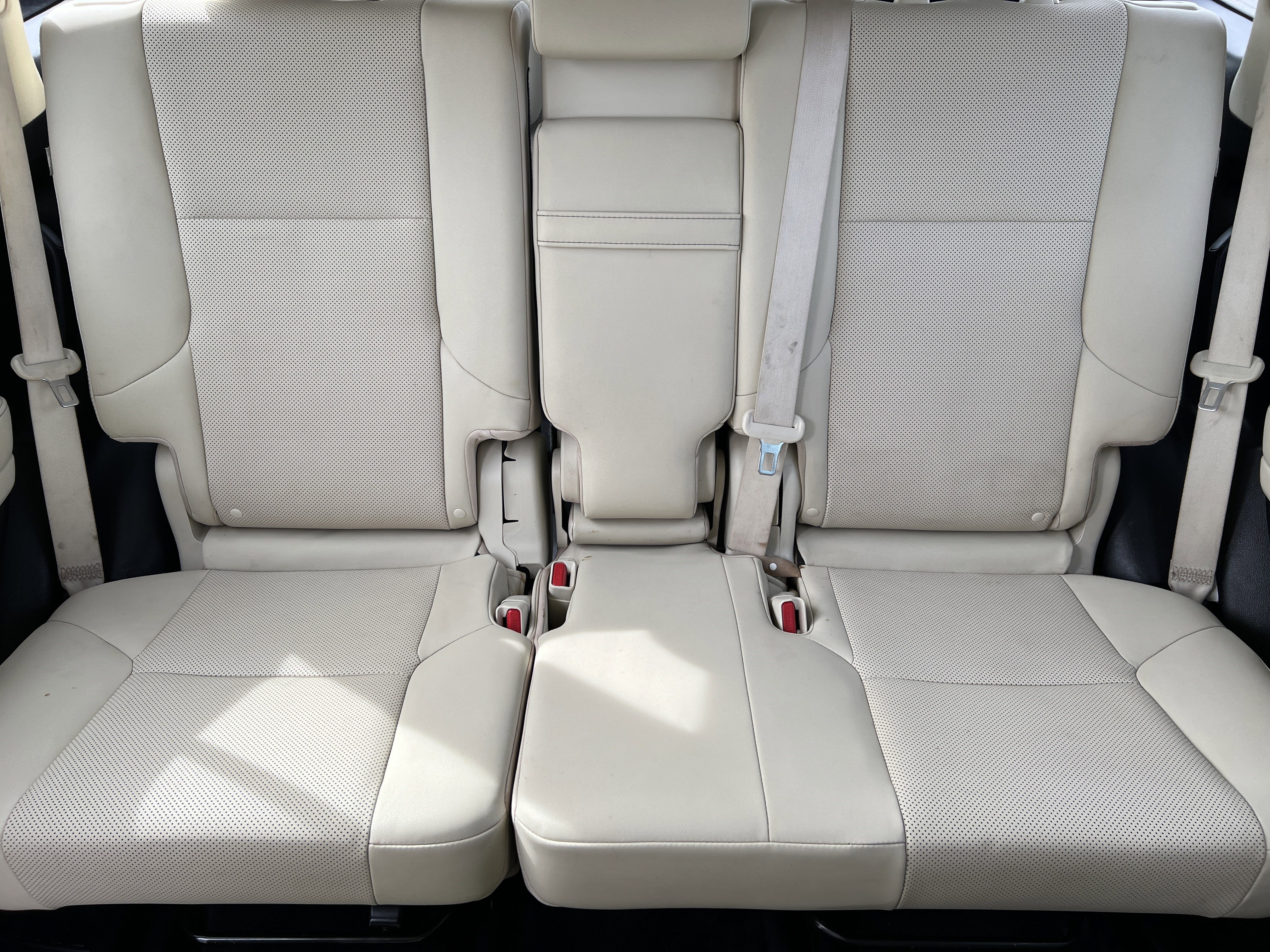 Used 2020 Lexus GX 460 Premium w/ Premium Package AWD/4WD image 14