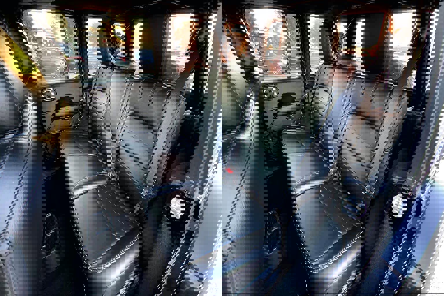 Used 2022 Jeep Wrangler Unlimited Sahara w/ Cold Weather Group image 43