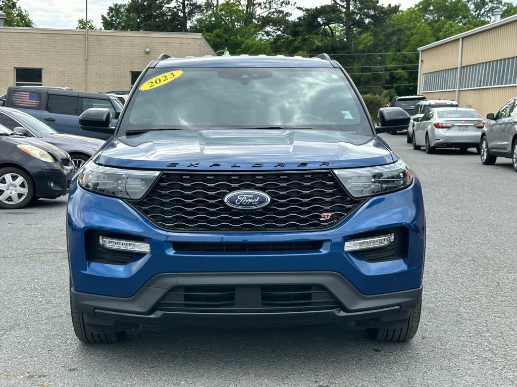 Used 2023 Ford Explorer ST AWD/4WD image 10