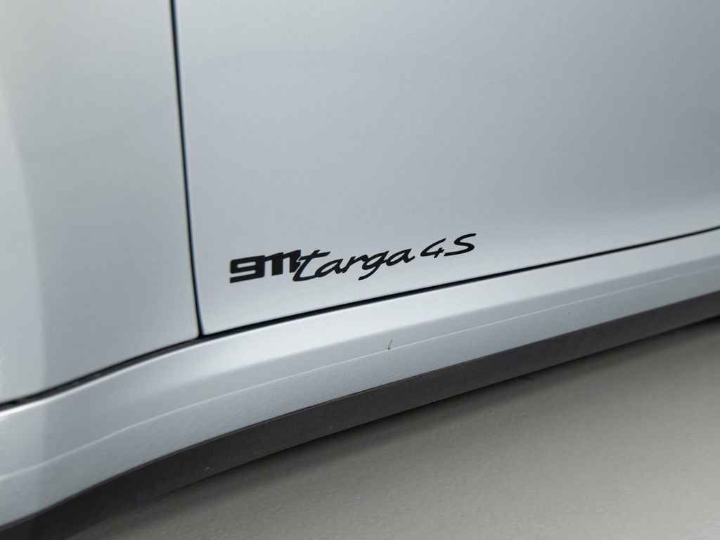 Certified 2022 Porsche 911 Targa 4S AWD/4WD image 47