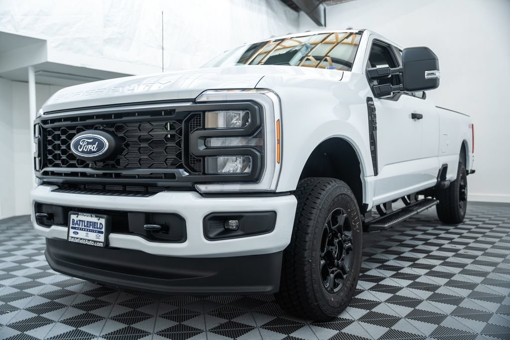 New 2026 Ford F350 XL w/ STX Appearance Package AWD/4WD image 3