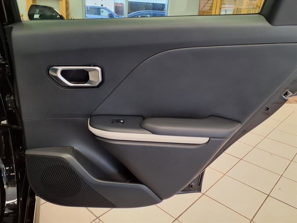 Used 2025 Kia K4 GT-Line Turbo image 12