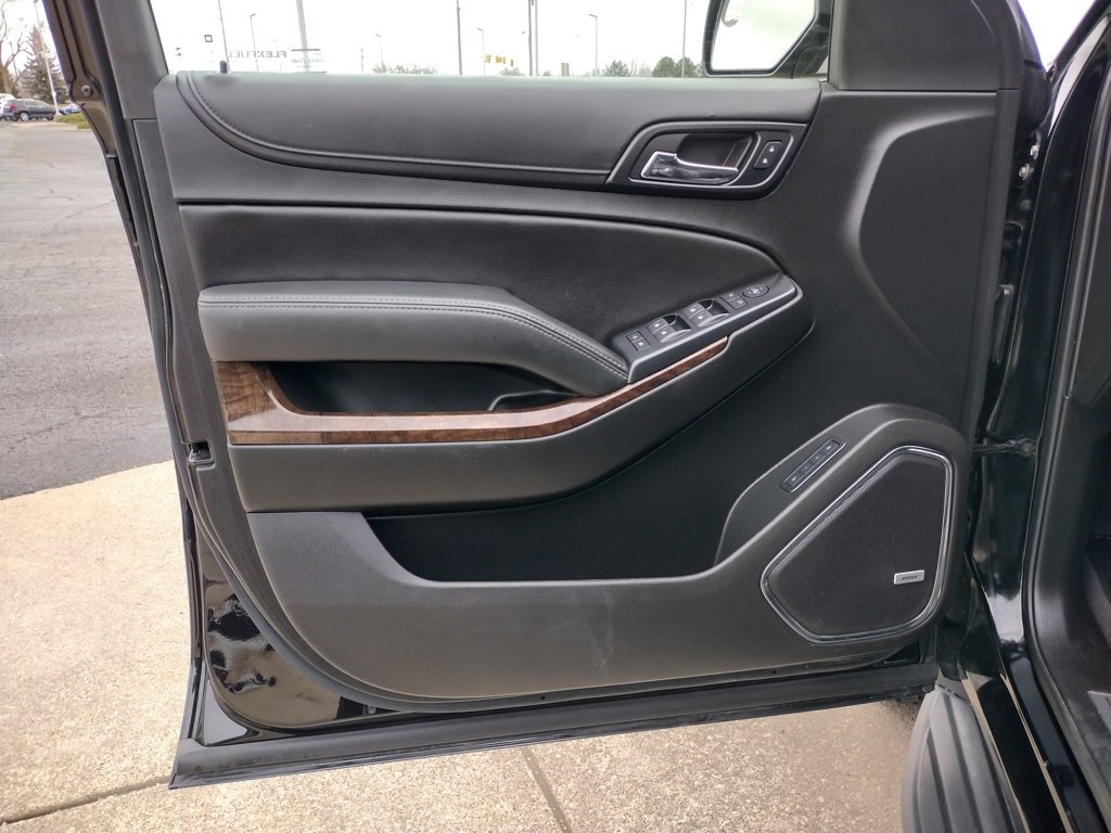 Used 2019 Chevrolet Suburban LT image 31