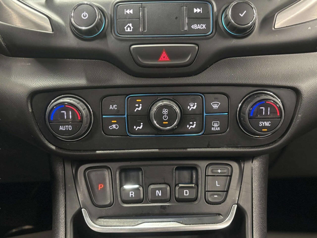 Used 2020 GMC Terrain SLT w/ Preferred Package image 29