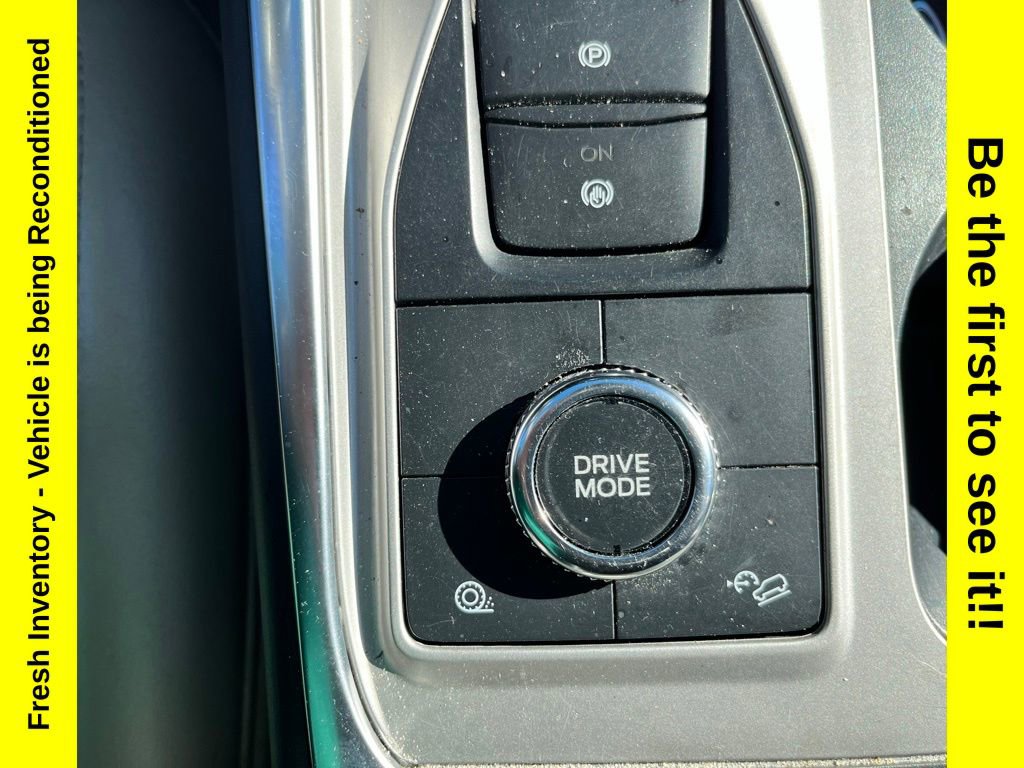 Used 2022 Ford Explorer XLT AWD/4WD image 28