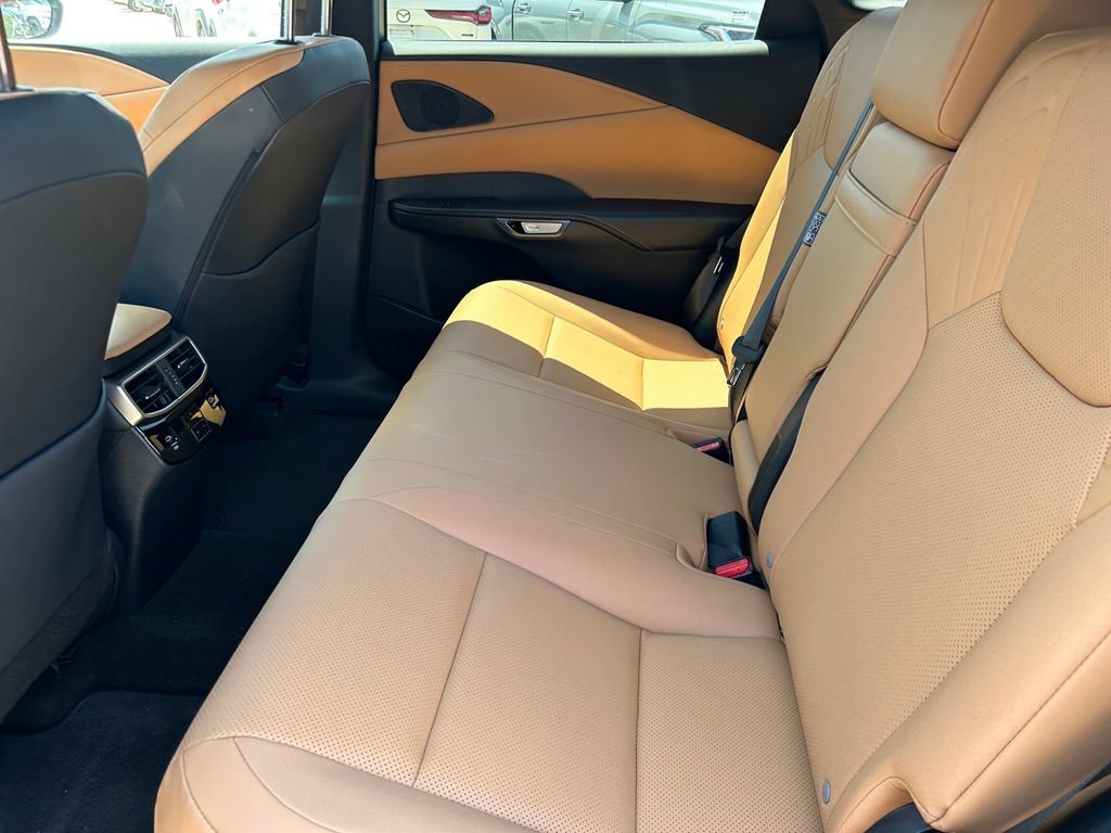 Used 2024 Lexus RX 350h w/ Cold Area Package AWD/4WD image 15