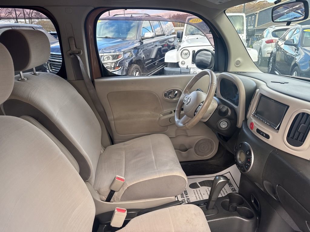 Used 2011 Nissan Cube 1.8 SL w/ Interior Designer Pkg FWD image 37