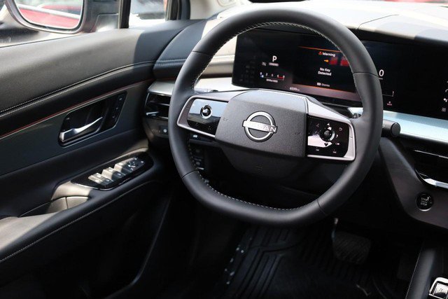 Certified 2025 Nissan Murano SL AWD/4WD image 28