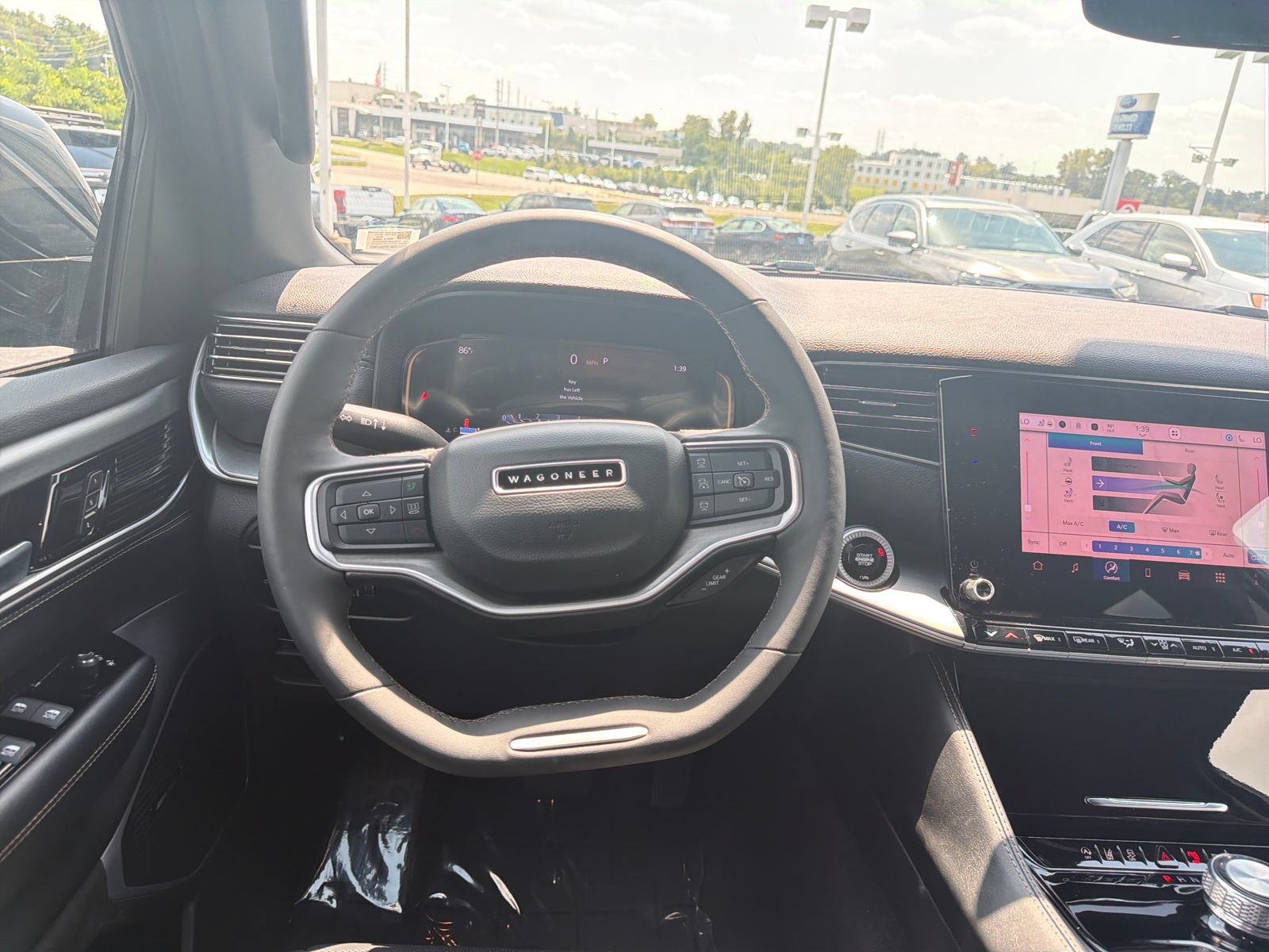 Used 2025 Jeep Wagoneer Series II RWD image 15
